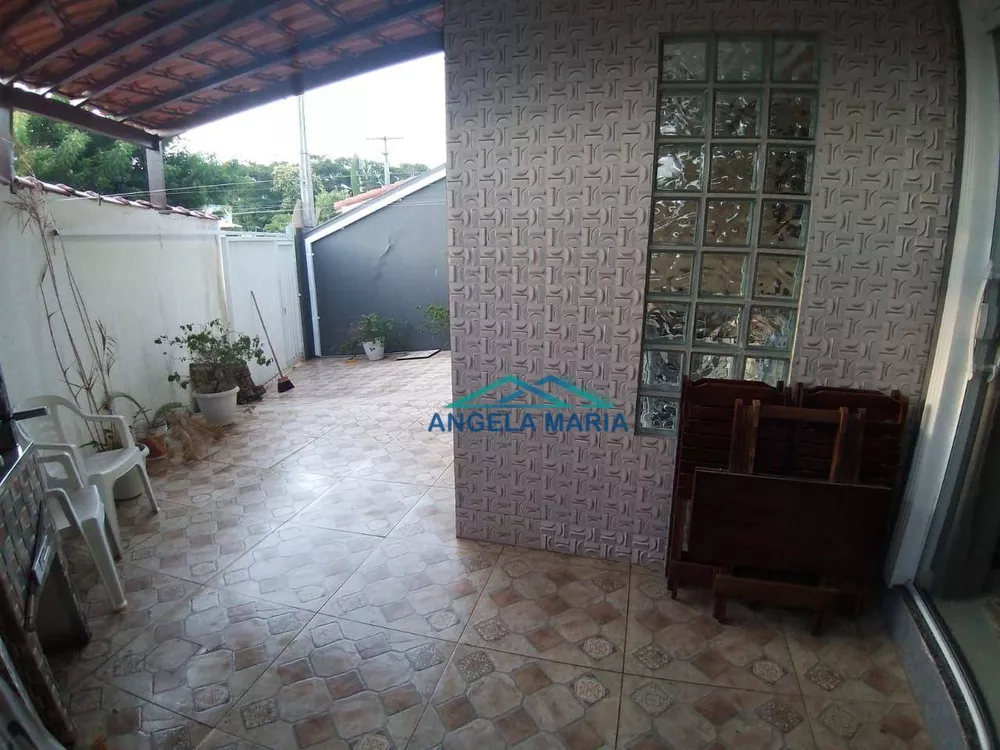 Casa à venda com 2 quartos, 78m² - Foto 4