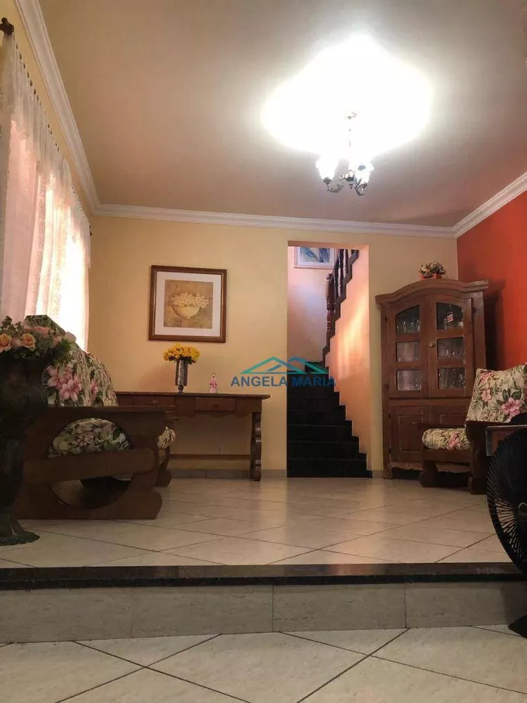 Casa, 3 quartos, 328 m² - Foto 8
