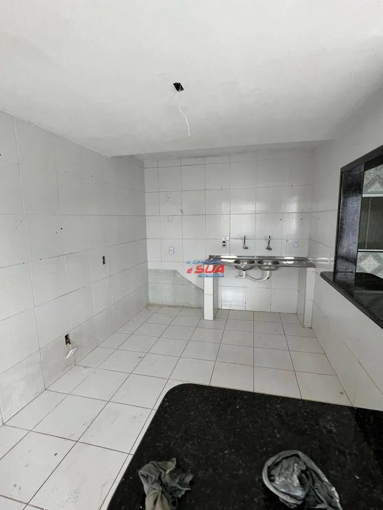 Casa, 4 quartos, 220 m² - Foto 2
