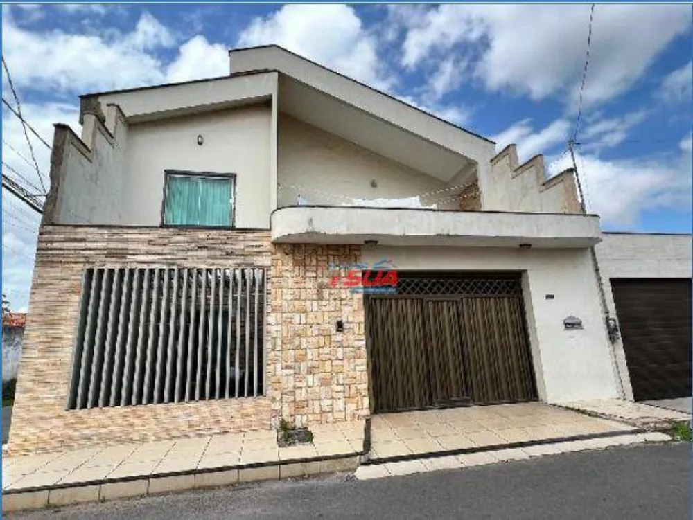 Casa, 4 quartos, 277 m² - Foto 1