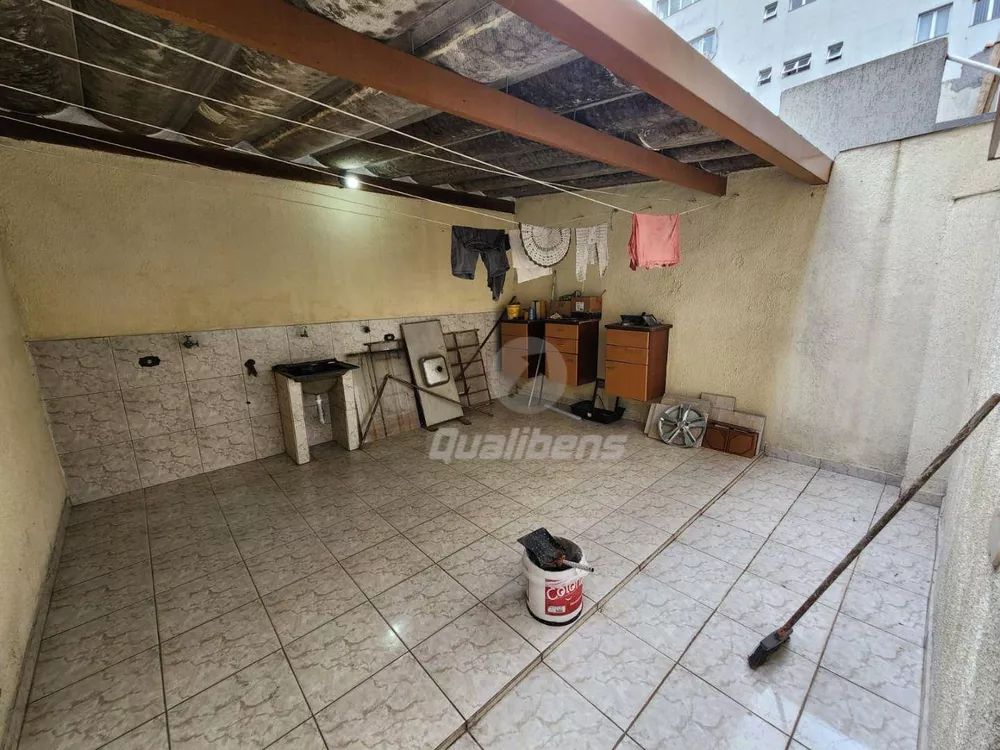 Casa para alugar com 2 quartos, 127m² - Foto 8