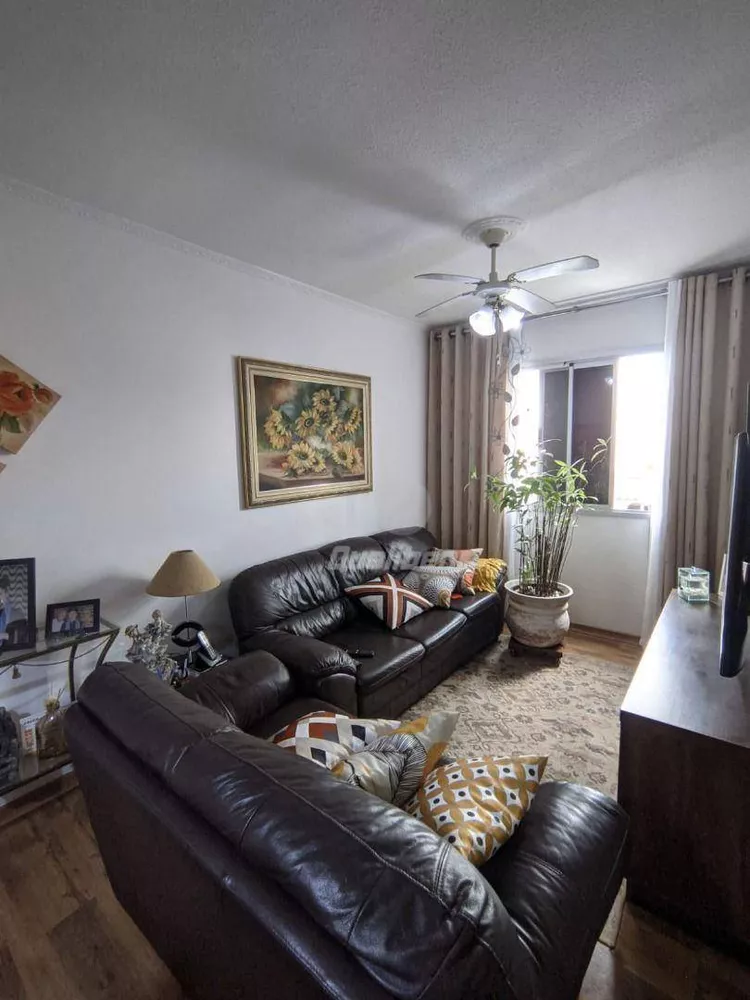 Apartamento à venda com 2 quartos, 52m² - Foto 2