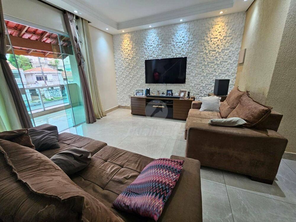 Sobrado à venda com 3 quartos, 266m² - Foto 1