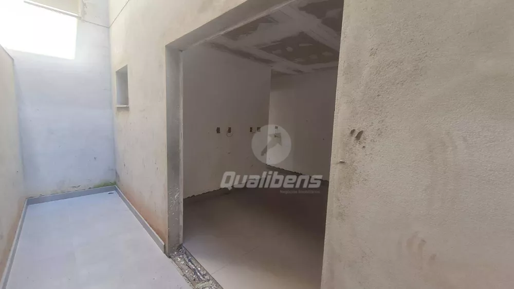 Sobrado à venda com 3 quartos, 216m² - Foto 3