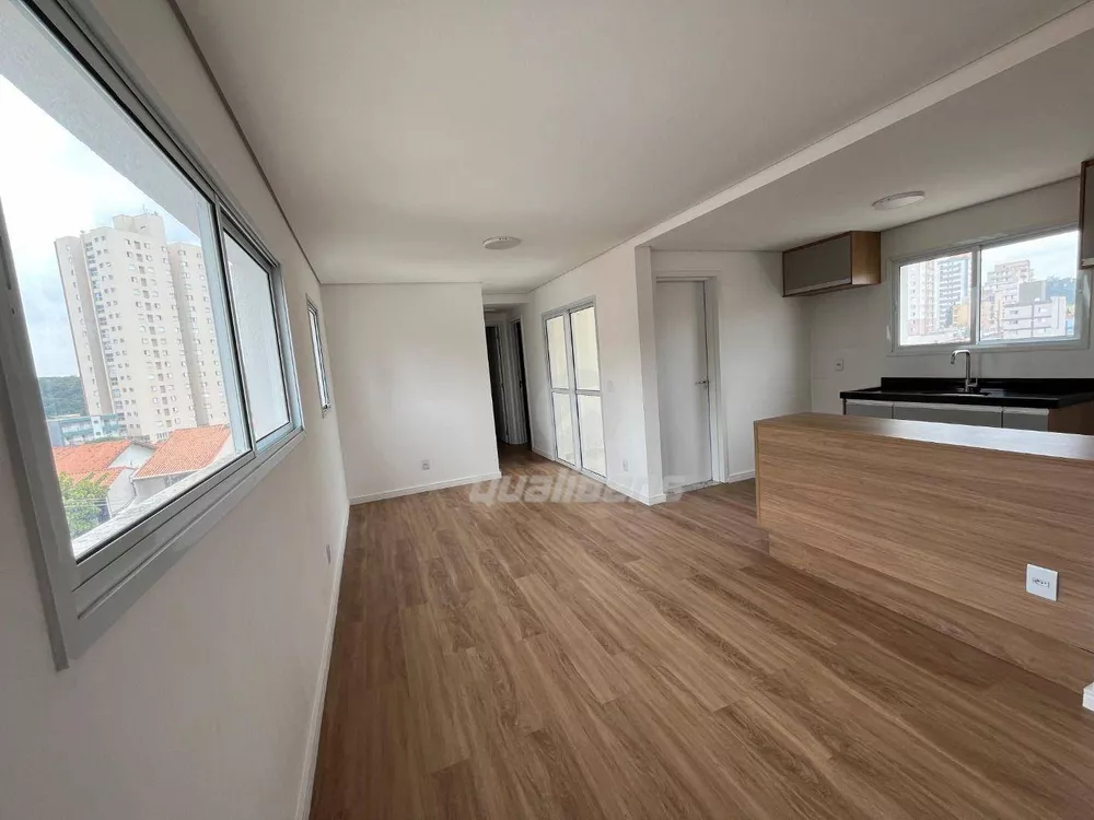 Apartamento para alugar com 2 quartos, 70m² - Foto 2