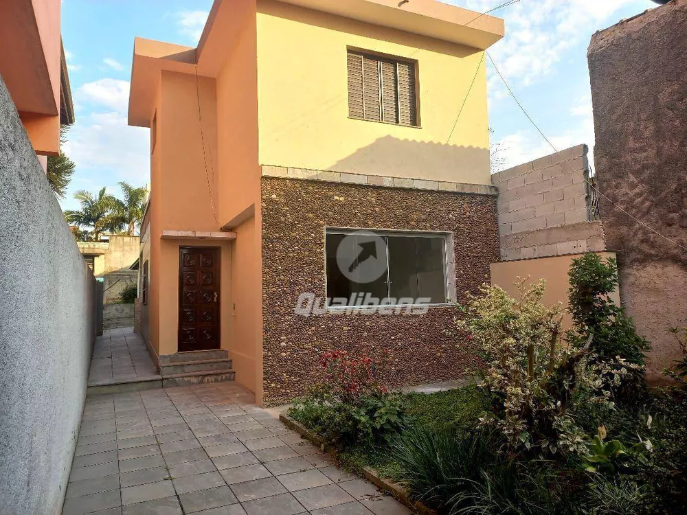 Sobrado à venda com 2 quartos, 220m² - Foto 1