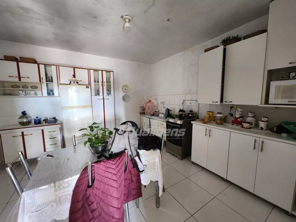 Sobrado à venda com 3 quartos, 282m² - Foto 3