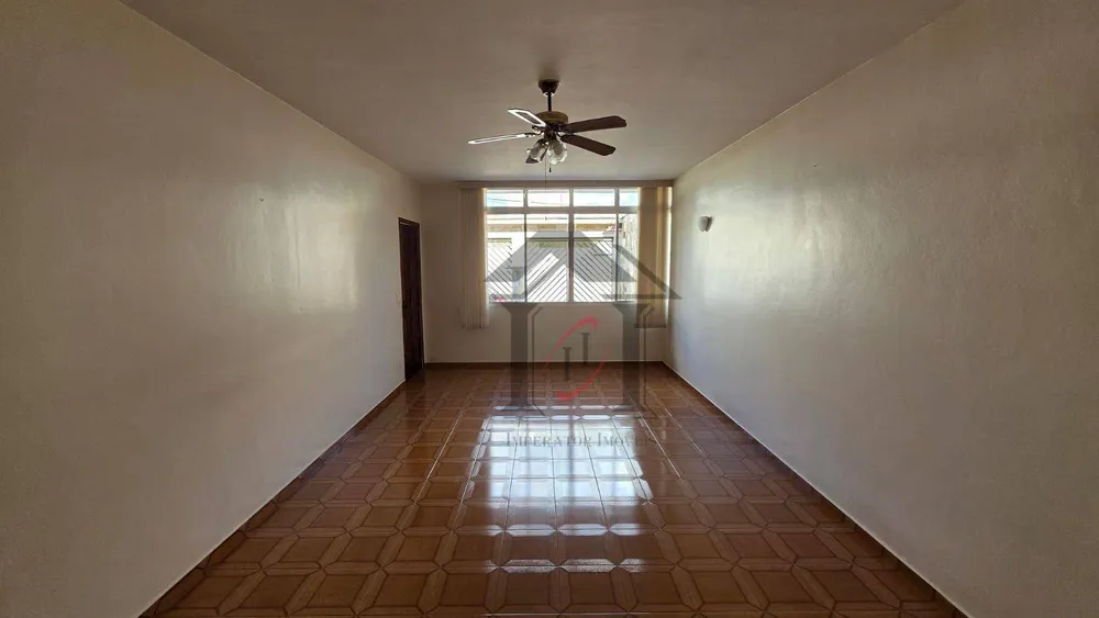 Casa, 3 quartos, 181 m² - Foto 1
