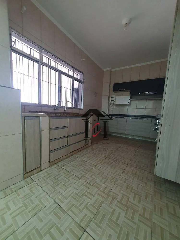 Casa, 2 quartos, 200 m² - Foto 3