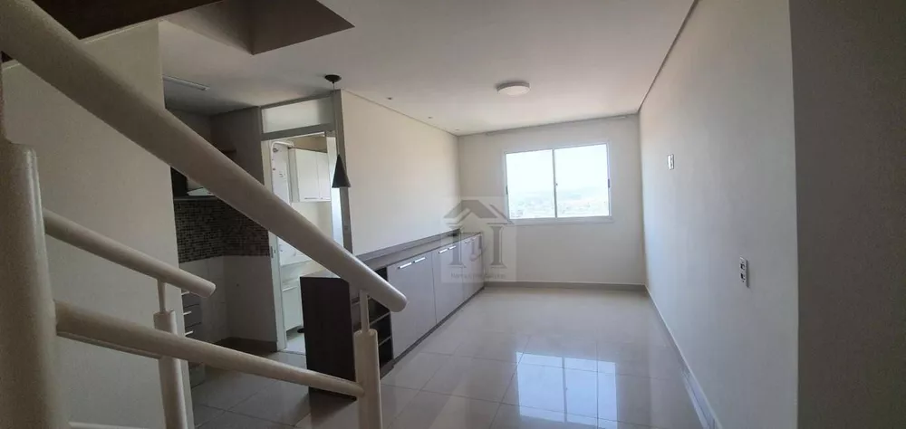 Apartamento para alugar com 2 quartos, 109m² - Foto 1