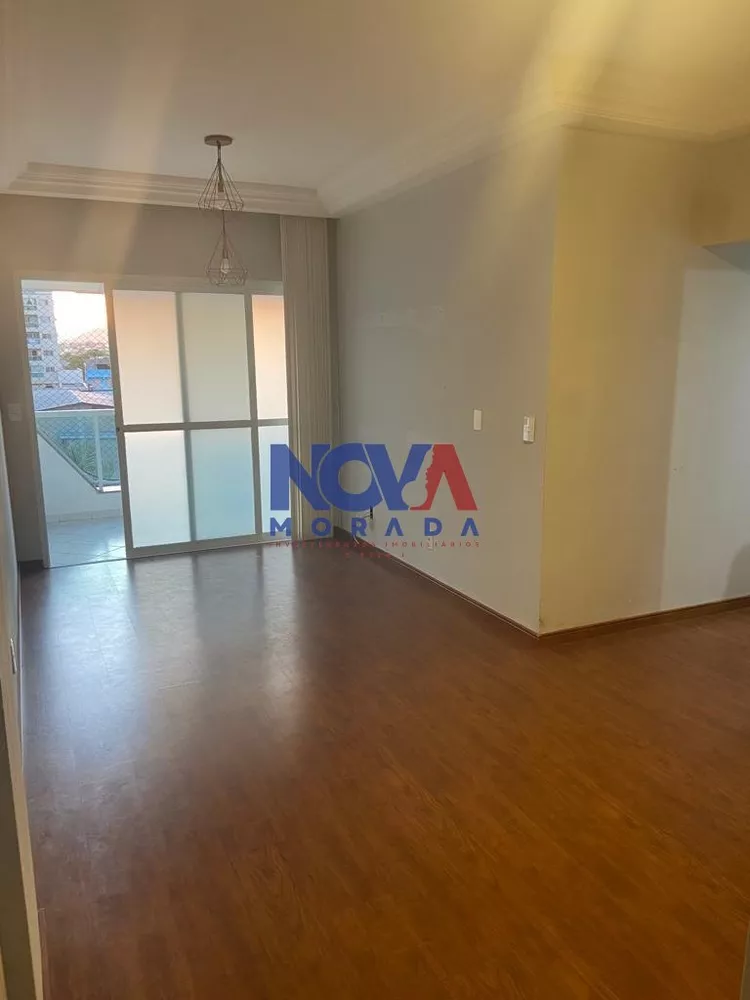 Apartamento à venda com 3 quartos, 100m² - Foto 1