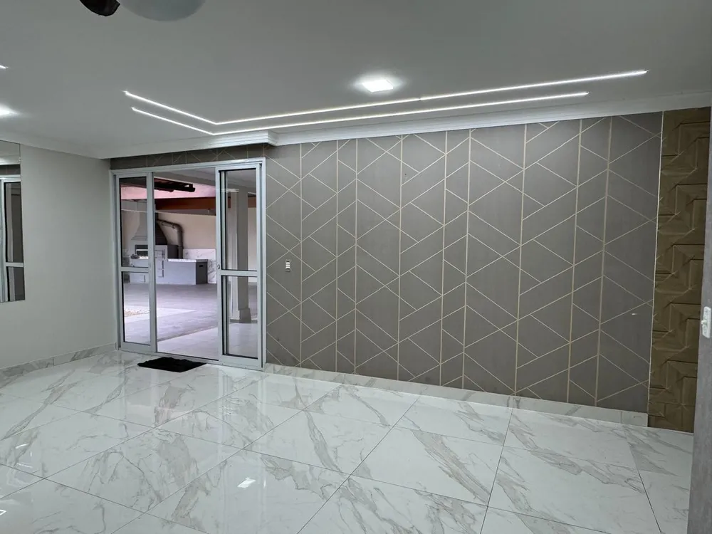 Casa, 4 quartos, 375 m² - Foto 3