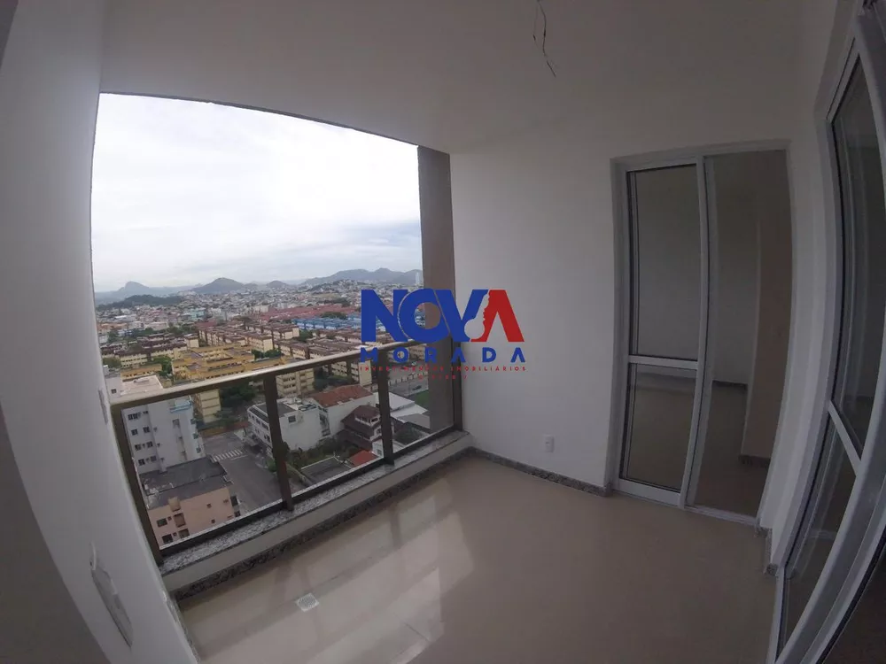 Apartamento à venda com 3 quartos, 74m² - Foto 2