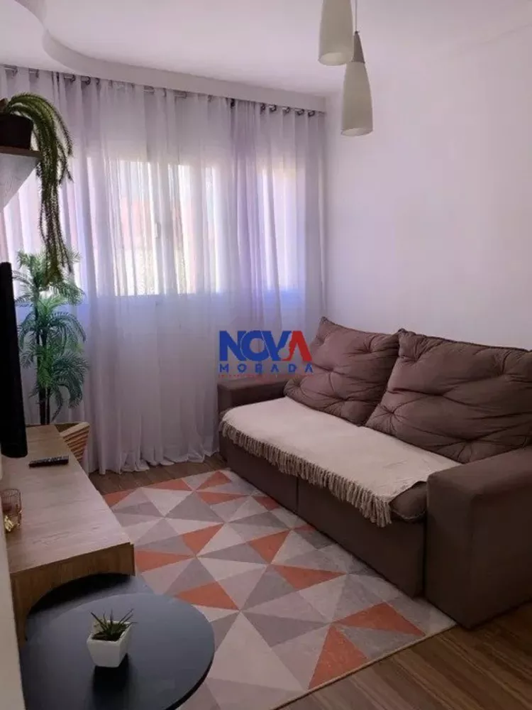 Apartamento à venda com 2 quartos, 62m² - Foto 1