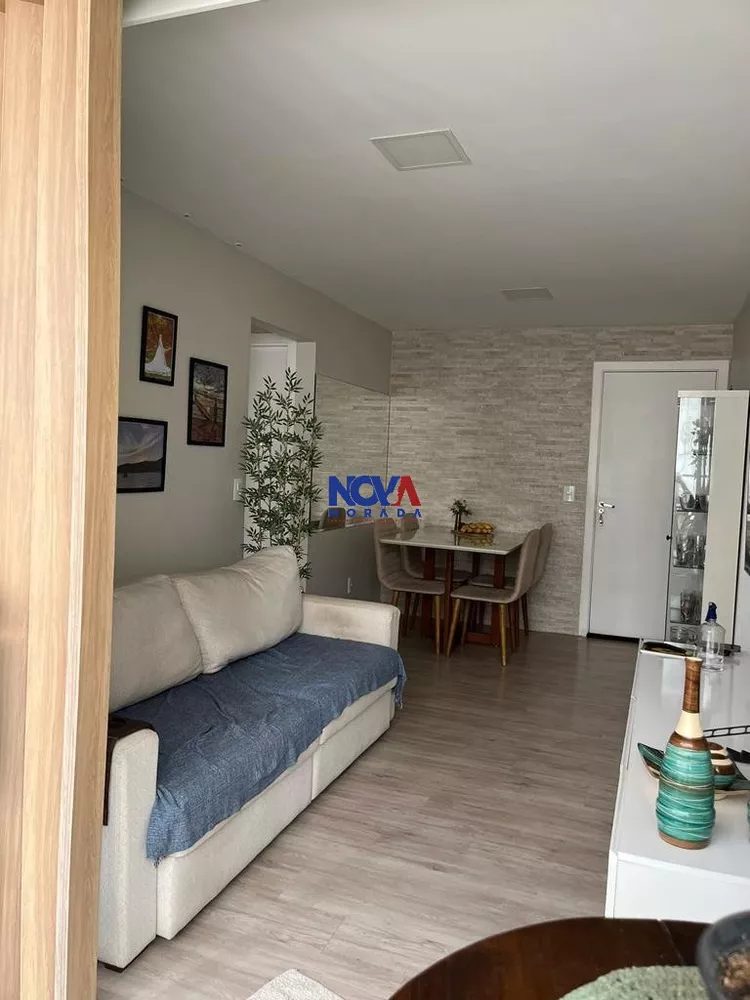 Apartamento à venda com 2 quartos, 60m² - Foto 3