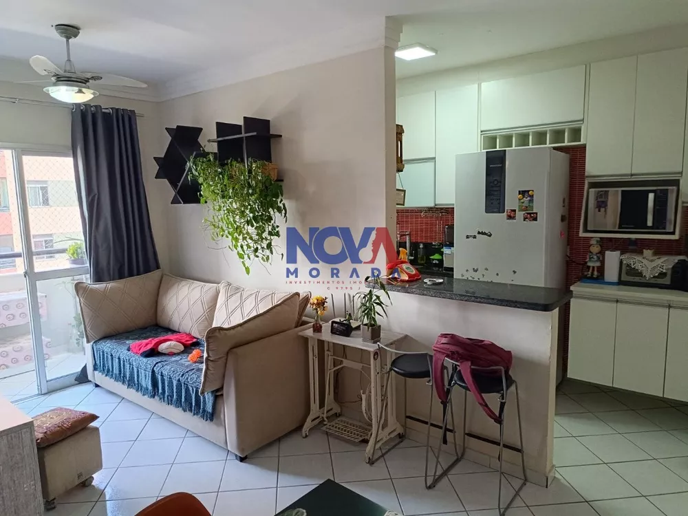 Apartamento à venda com 3 quartos, 72m² - Foto 1