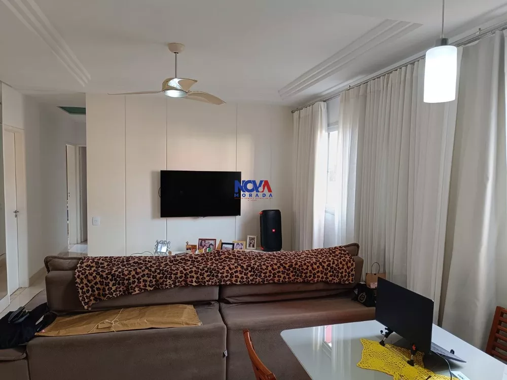 Apartamento à venda com 3 quartos, 84m² - Foto 1