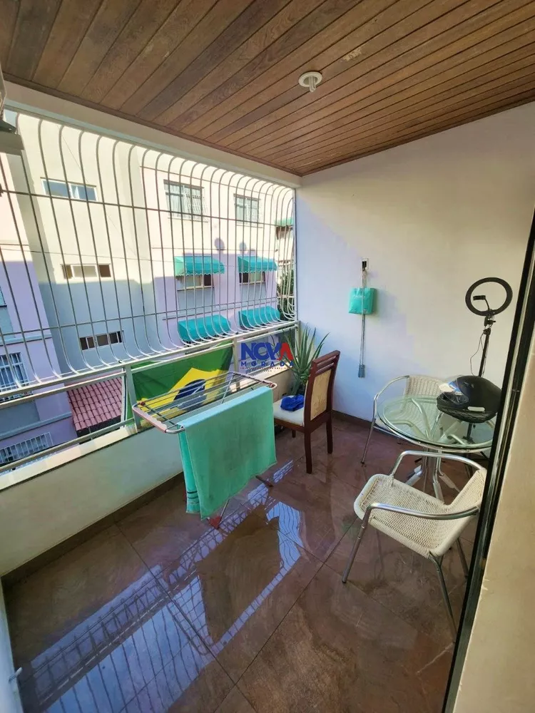 Apartamento à venda com 2 quartos, 61m² - Foto 3