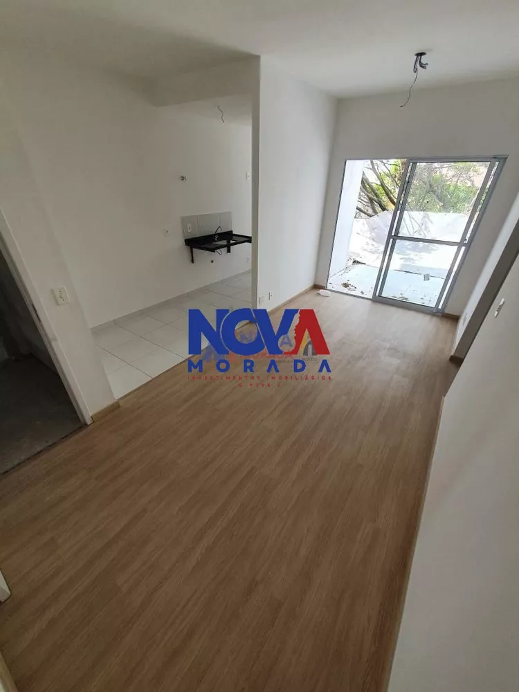 Apartamento à venda com 2 quartos, 46m² - Foto 4