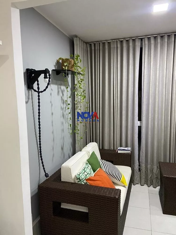 Apartamento à venda com 2 quartos, 60m² - Foto 3