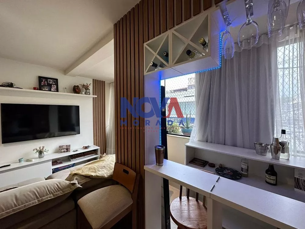 Apartamento à venda com 3 quartos, 119m² - Foto 2