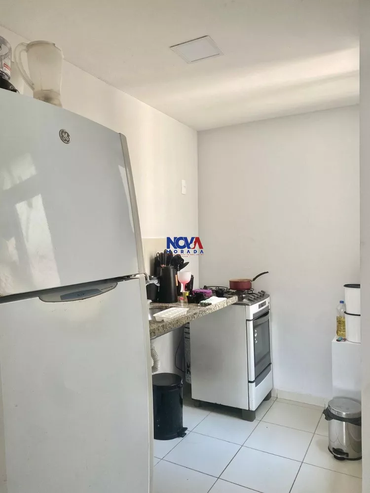 Apartamento à venda com 2 quartos, 48m² - Foto 3