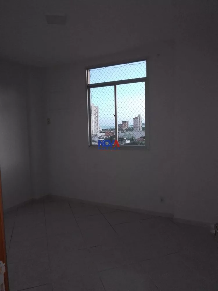 Apartamento à venda com 3 quartos, 90m² - Foto 4