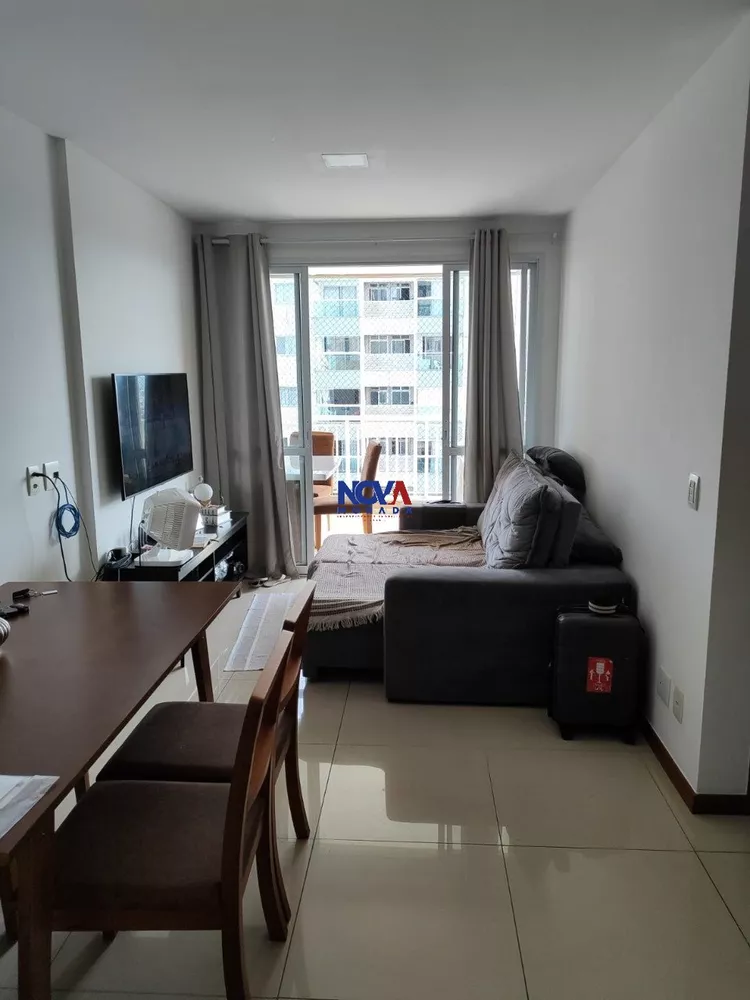 Apartamento à venda com 2 quartos, 60m² - Foto 1