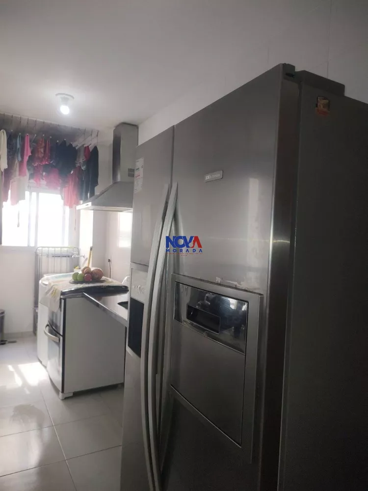 Apartamento à venda com 2 quartos, 60m² - Foto 5