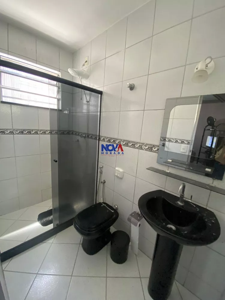 Casa à venda com 4 quartos, 250m² - Foto 13