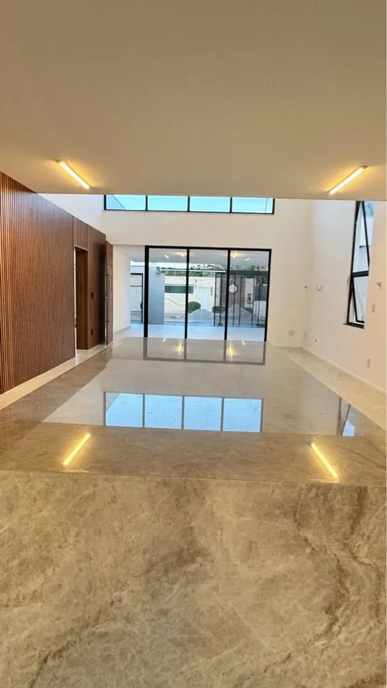 Casa, 3 quartos, 220 m² - Foto 2