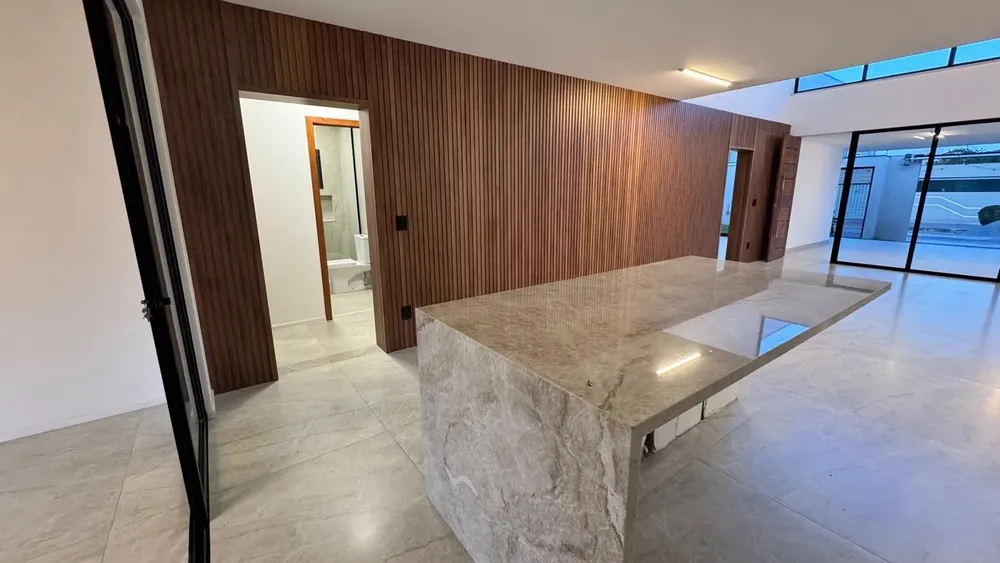 Casa, 3 quartos, 220 m² - Foto 3