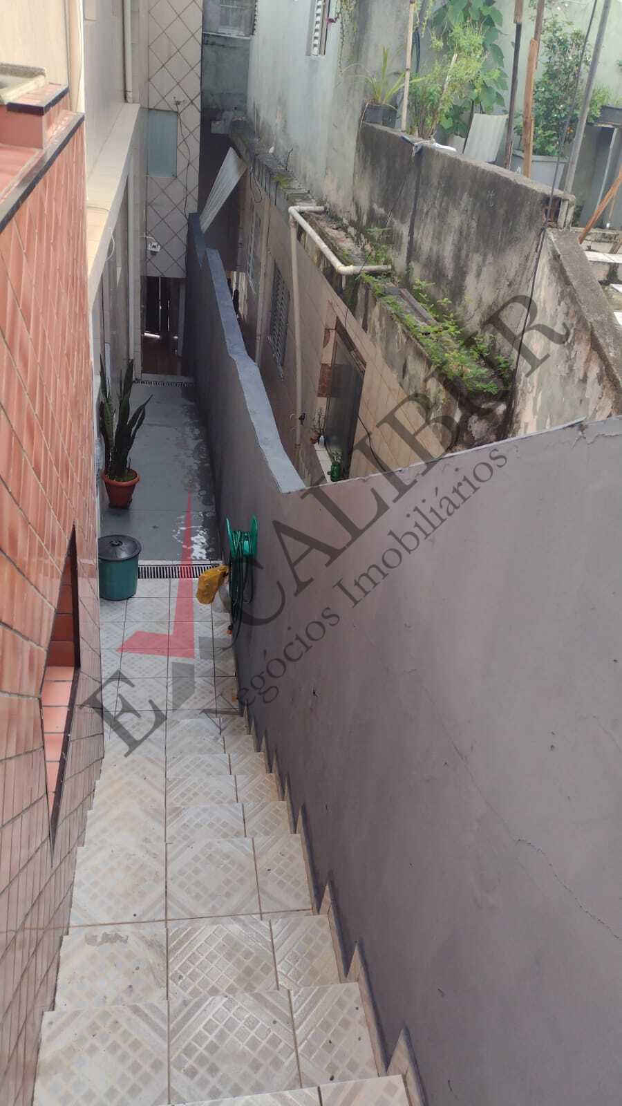 Sobrado à venda com 3 quartos, 220m² - Foto 4