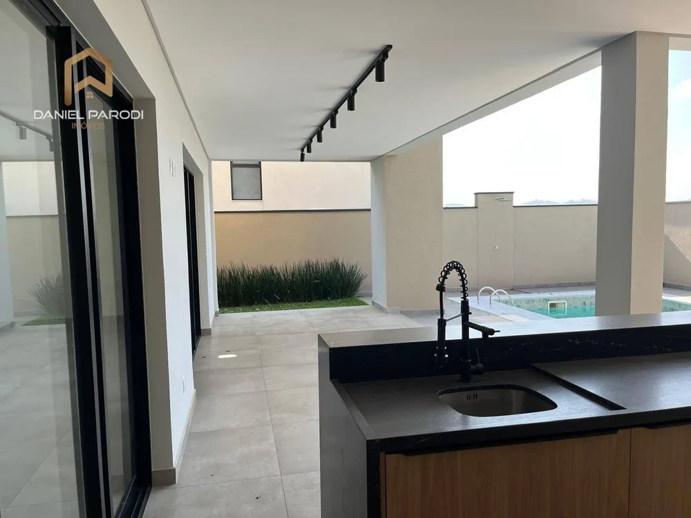 Sobrado, 4 quartos, 415 m² - Foto 1