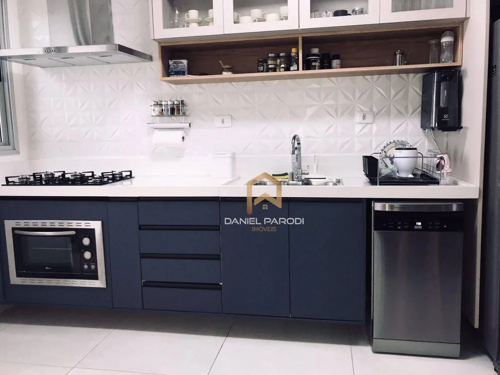 Apartamento, 3 quartos, 214 m² - Foto 1