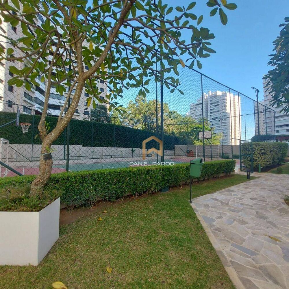 Apartamento à venda com 3 quartos, 147m² - Foto 2