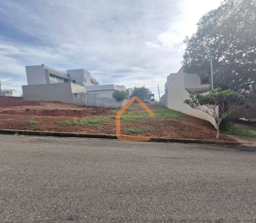 Terreno, 300 m² - Foto 1