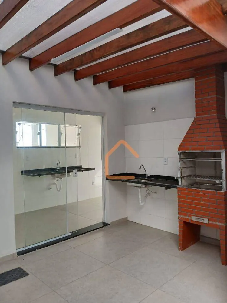 Casa, 3 quartos, 121 m² - Foto 2