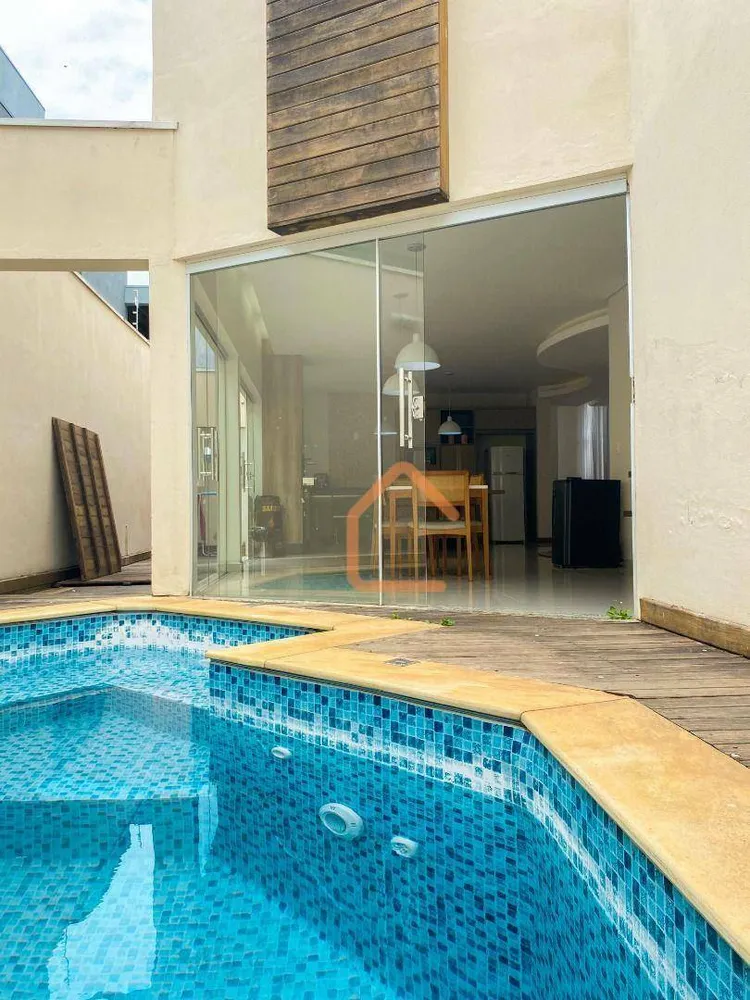 Casa, 3 quartos, 202 m² - Foto 9