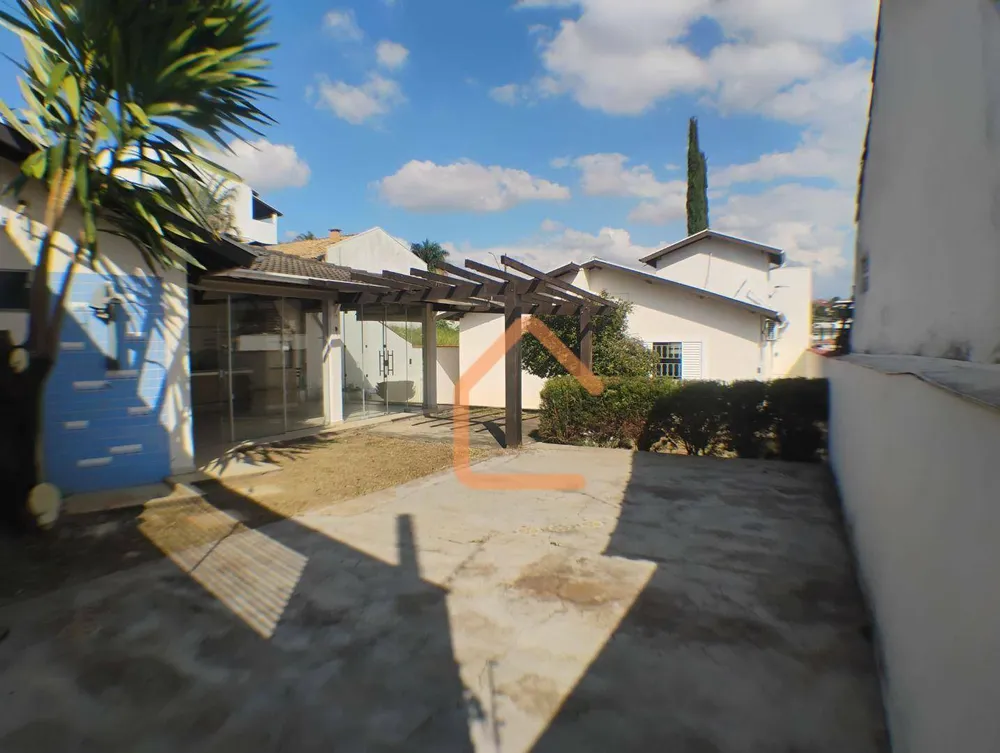 Casa, 4 quartos, 250 m² - Foto 16
