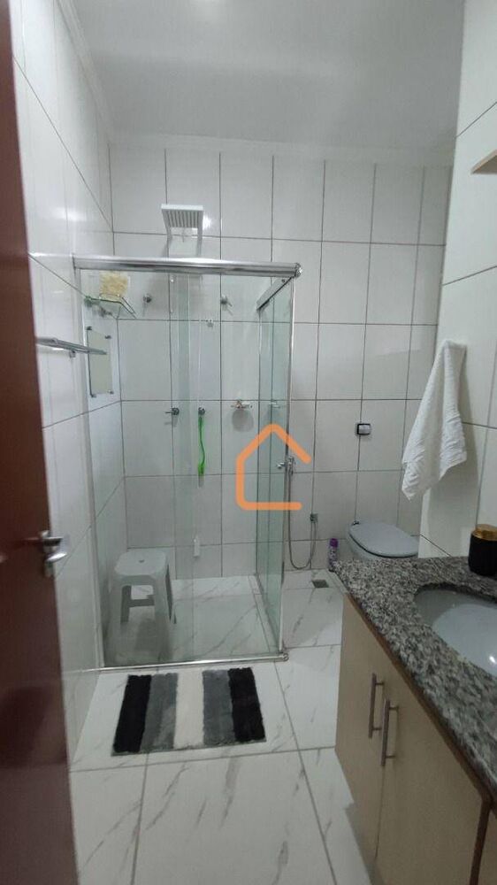 Casa à venda com 3 quartos, 270m² - Foto 5