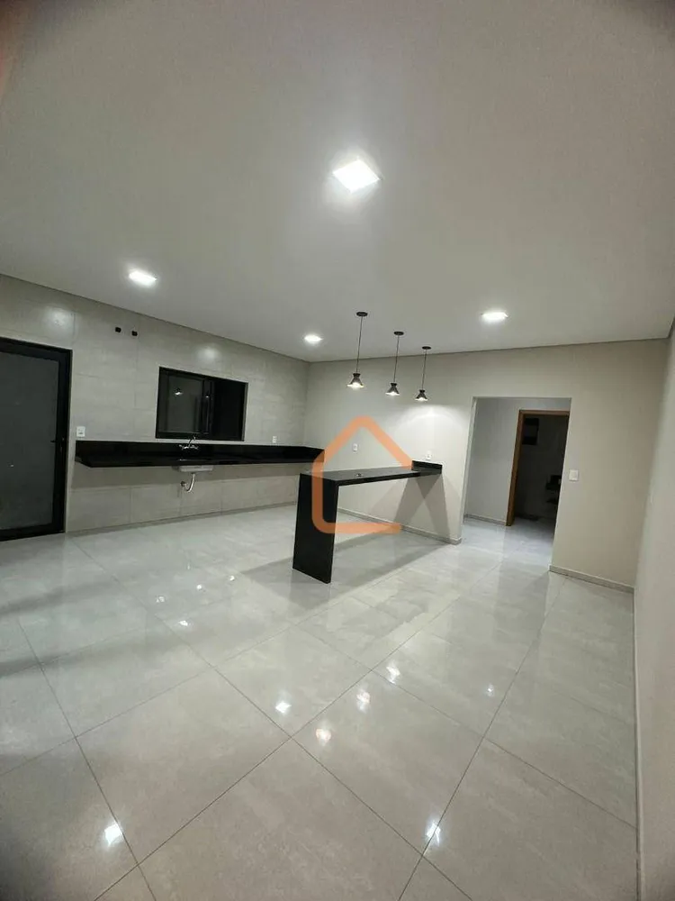 Chácara, 3 quartos, 700 m² - Foto 3