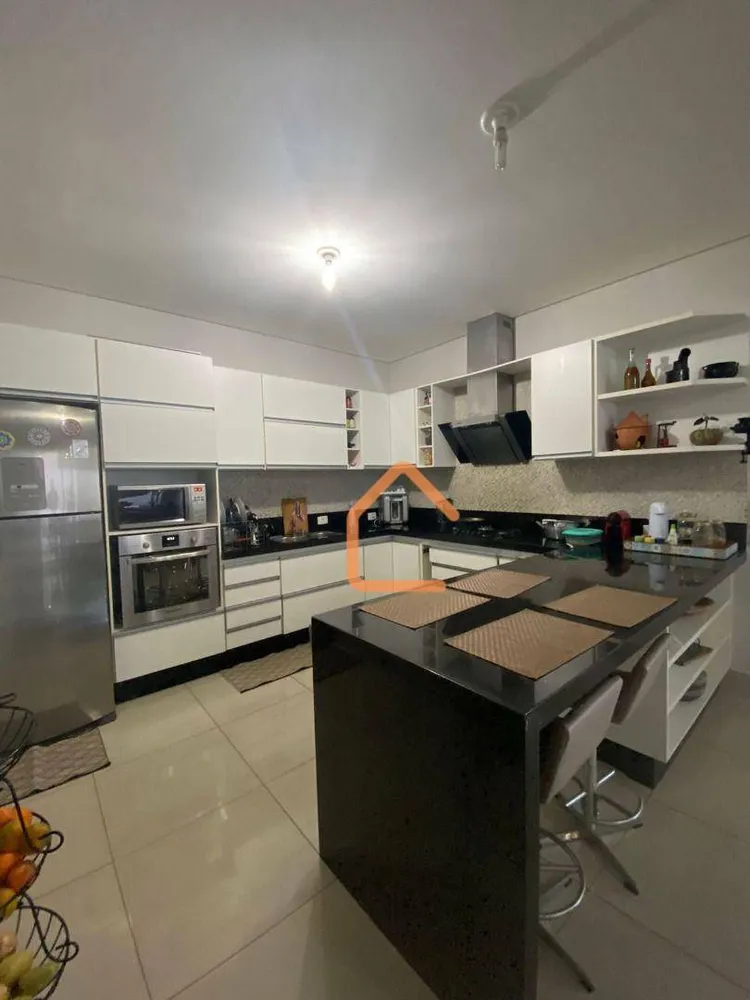 Casa, 3 quartos, 317 m² - Foto 4