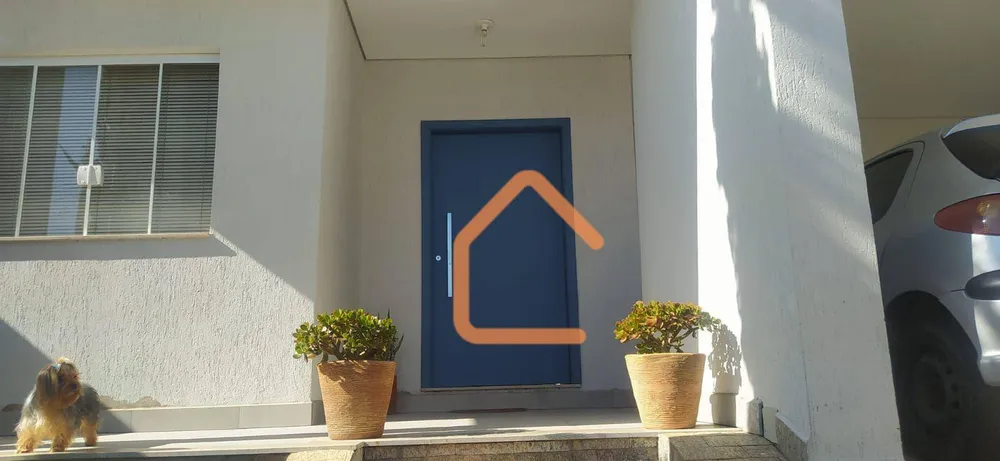 Casa, 3 quartos, 317 m² - Foto 1