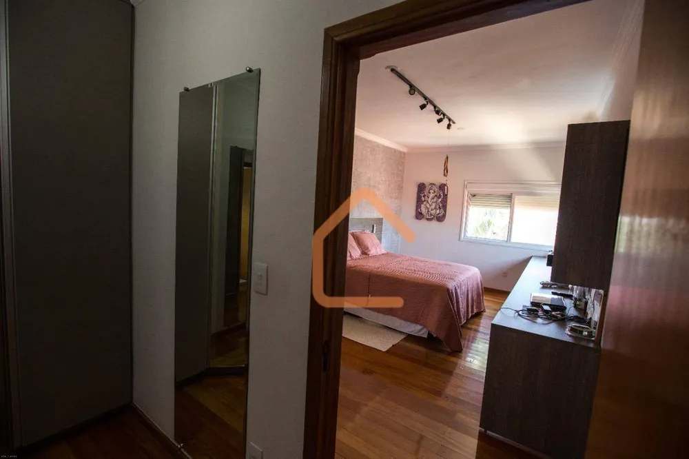 Casa, 4 quartos, 550 m² - Foto 1