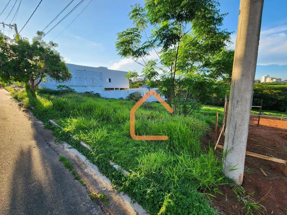 Terreno, 300 m² - Foto 1