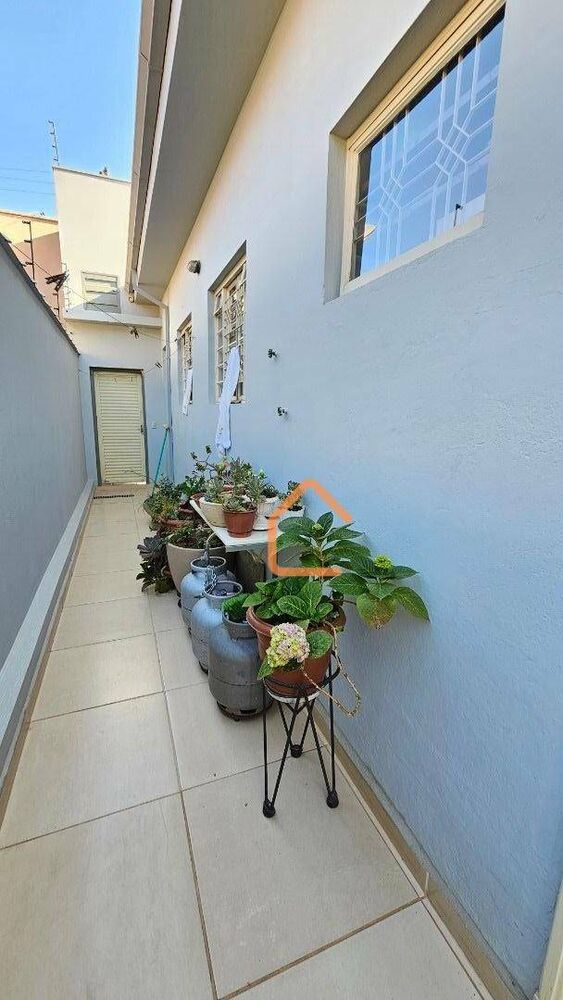 Casa à venda com 4 quartos, 217m² - Foto 30