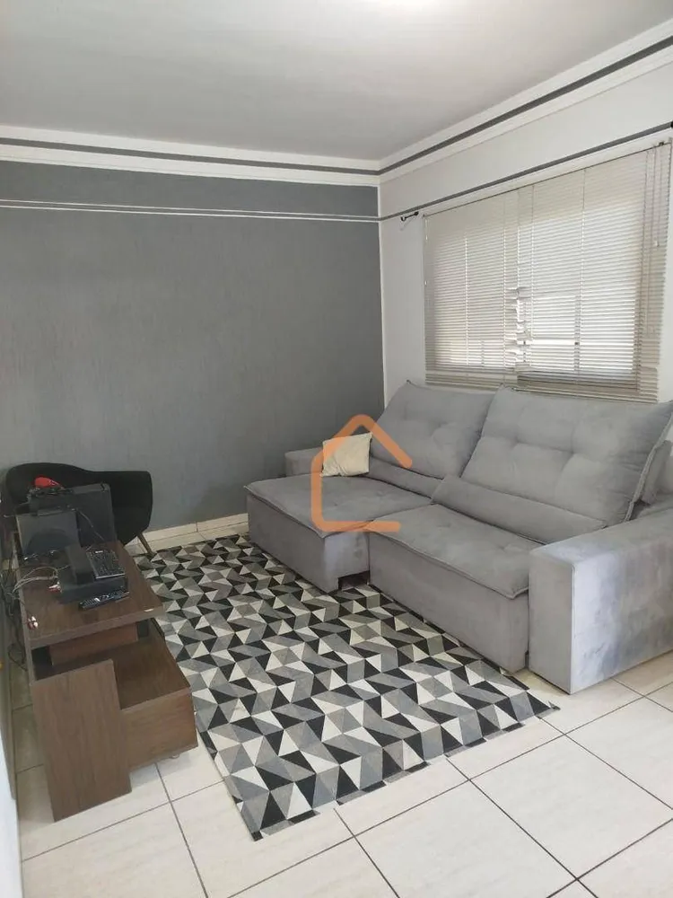 Casa, 3 quartos, 173 m² - Foto 2
