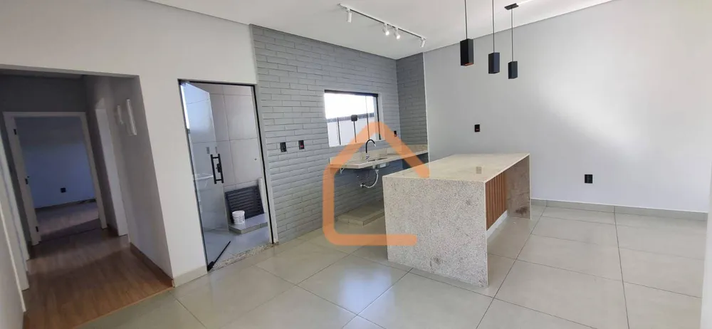 Casa, 3 quartos, 123 m² - Foto 2