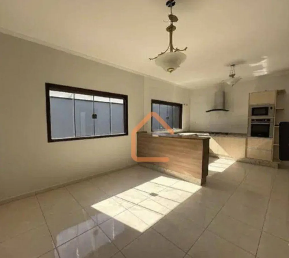 Casa, 3 quartos, 240 m² - Foto 1